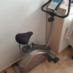 Alternative view of BH Fitness Magnatic Upright Exercise Bike