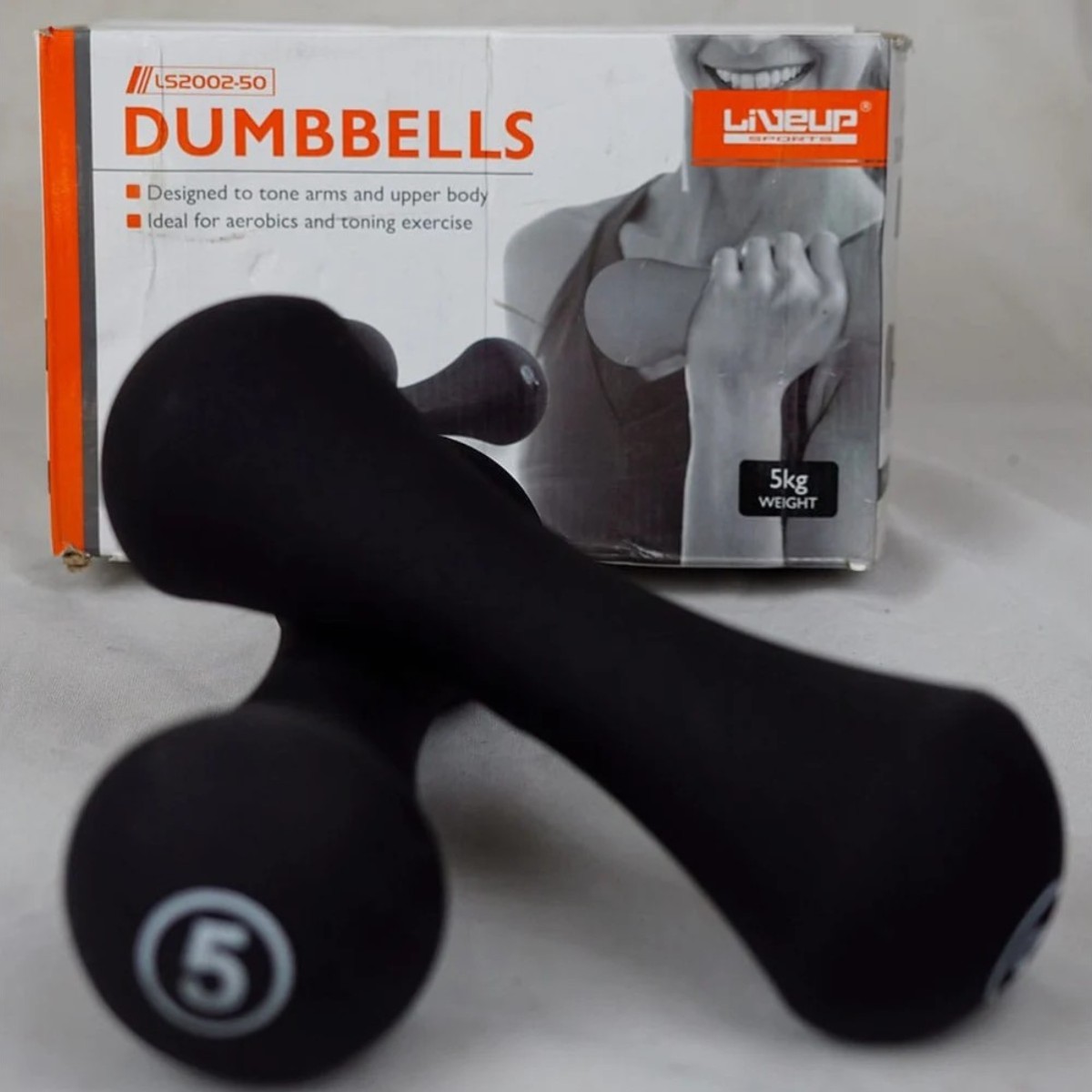 Liveup Dumbbells Bone Shape Neoprene 5kg*2 LS2002 - Image 3